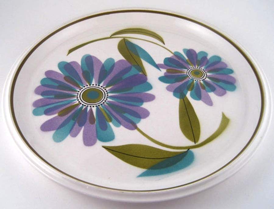 Alura Dinner Plate by Mikasa-1