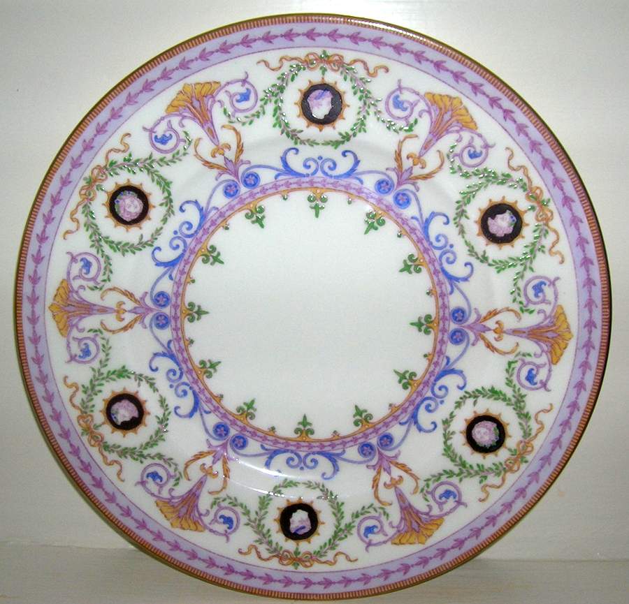 H2919 Dinner Plate by Minton-1