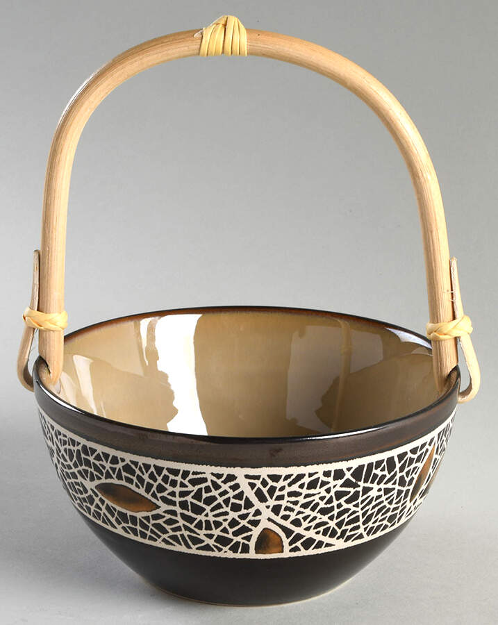 Alexandria 7''-7 1/4'' Basket W/Bamboo Handle HC by Mikasa-1