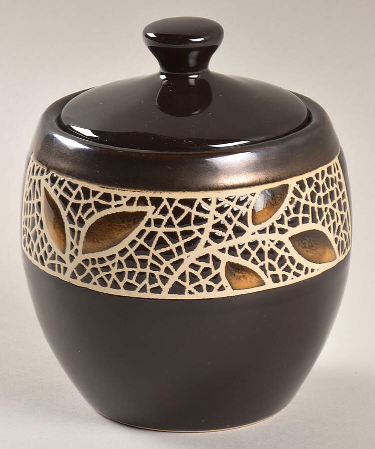 Alexandria Sugar Bowl & Lid by Mikasa-1