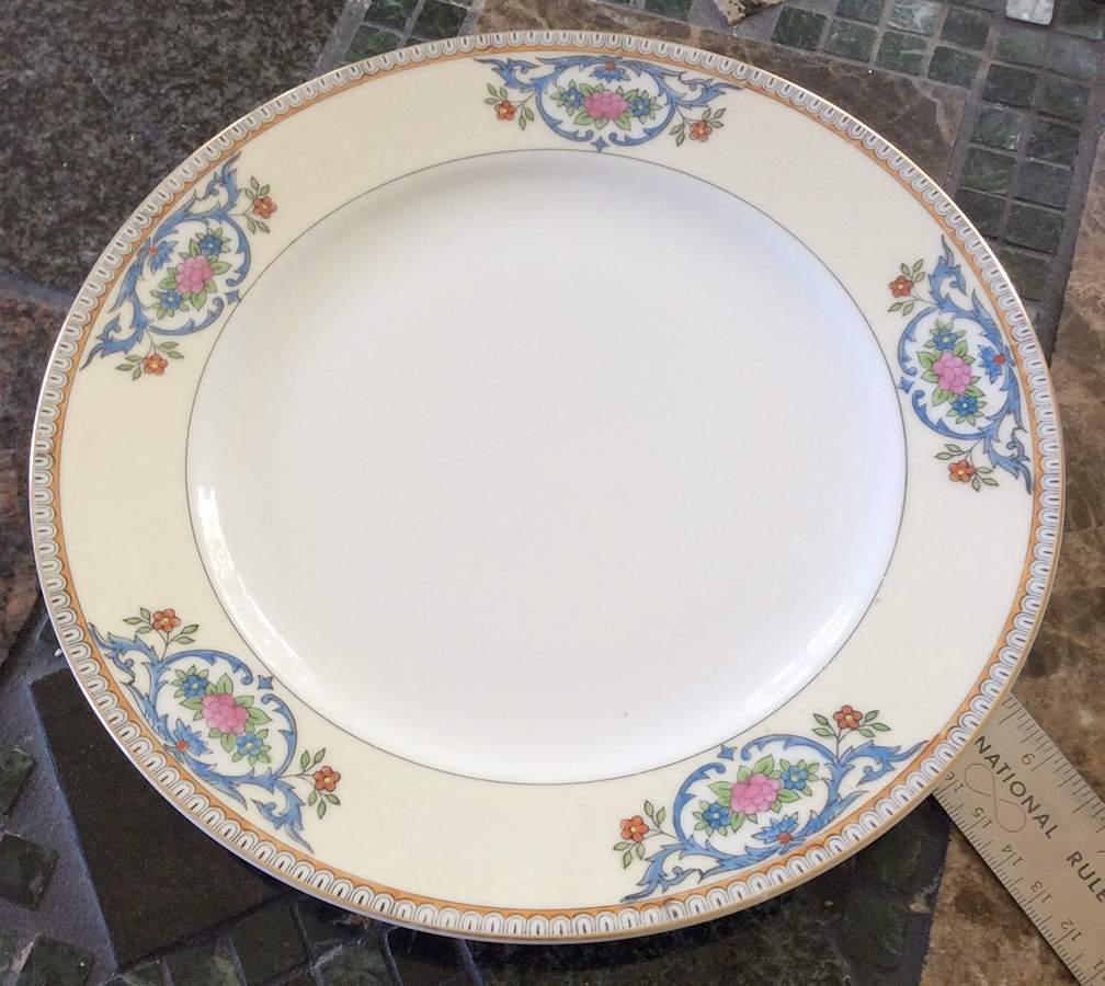 MEI1534 Dinner Plate by Meito-1
