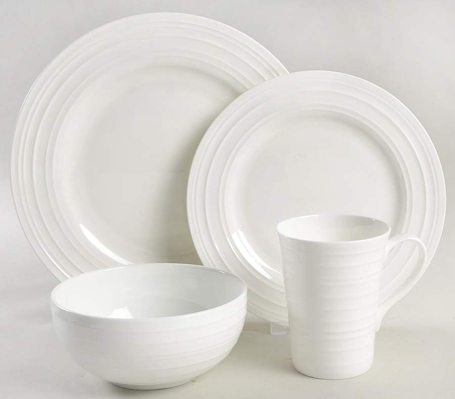 Ciara 4 Piece Place Setting by Mikasa-1