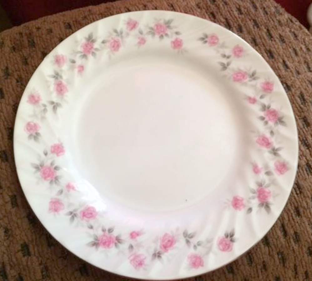 Rosalie Dinner Plate by Mt Hira-1