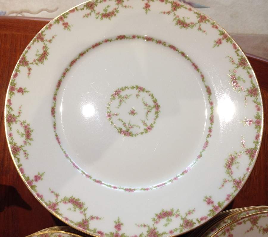 MFC39 Dinner Plate by M F & Co (Marshall Fields)-1