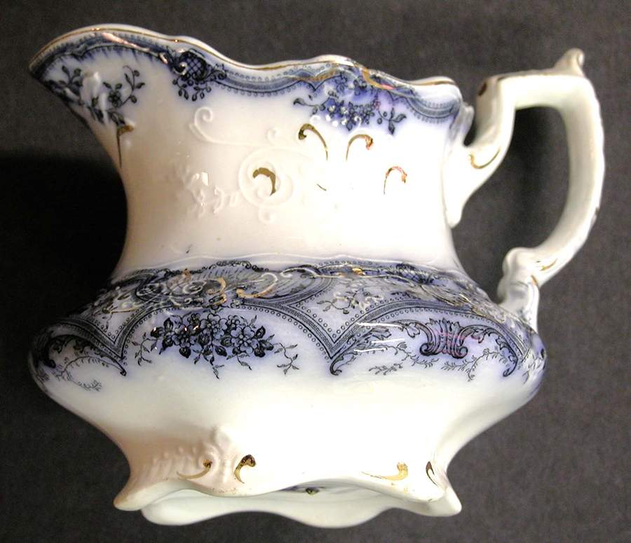 York Creamer by J & G Meakin-1