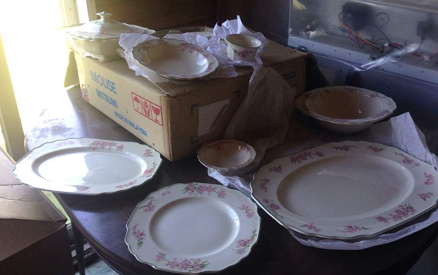 2712 Dinner Plate by Myott Staffordshire-1