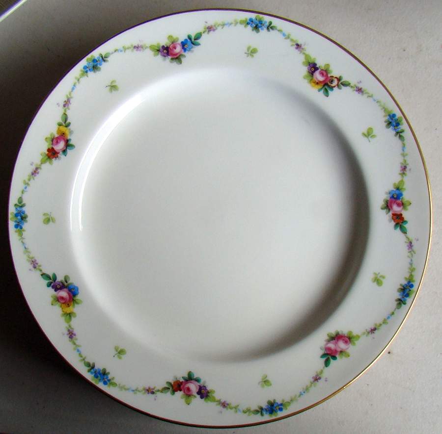 H2279 Dinner Plate by Minton-1