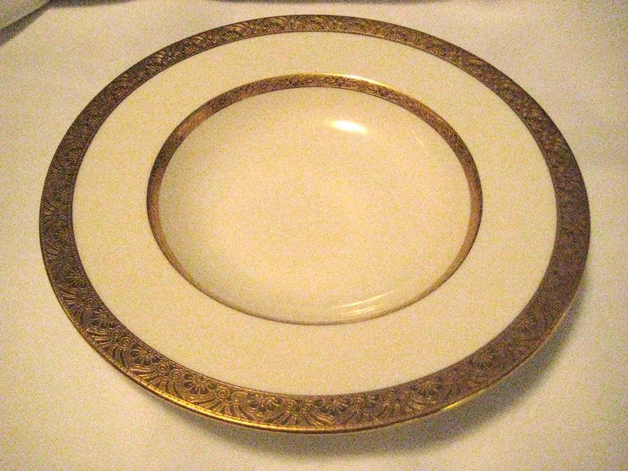 H4146 Large Rim Soup Bowl by Minton-1