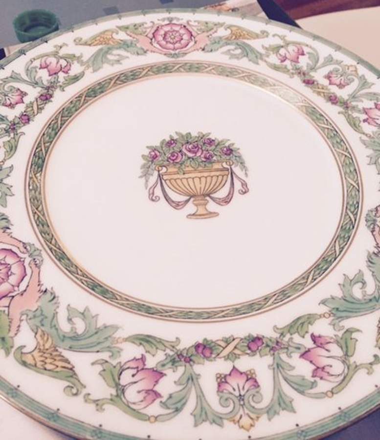 PA9573 Dinner Plate by Minton-1