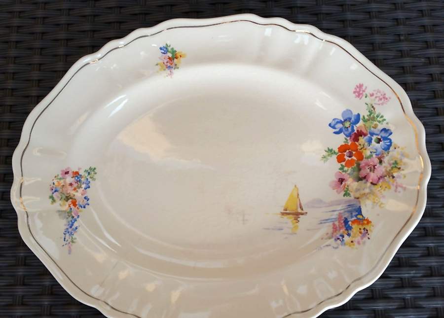 MEK201 11" Oval Serving Platter by J & G Meakin-1
