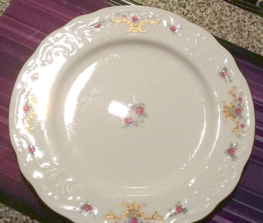 MNU4 Dinner Plate by Menuet (Poland)-1