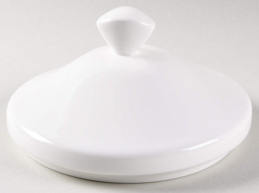 Nellie Lid for 2 Qt Round Covered Casserole by Mikasa-1