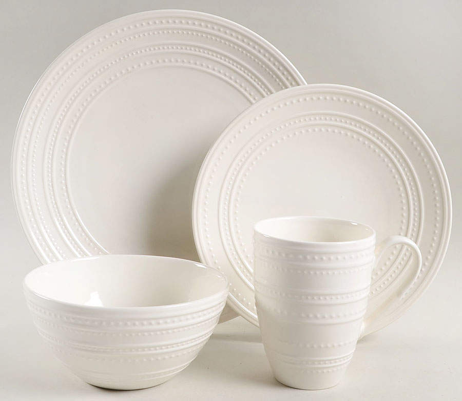 Vella White 4 Piece Place Setting by Mikasa-1