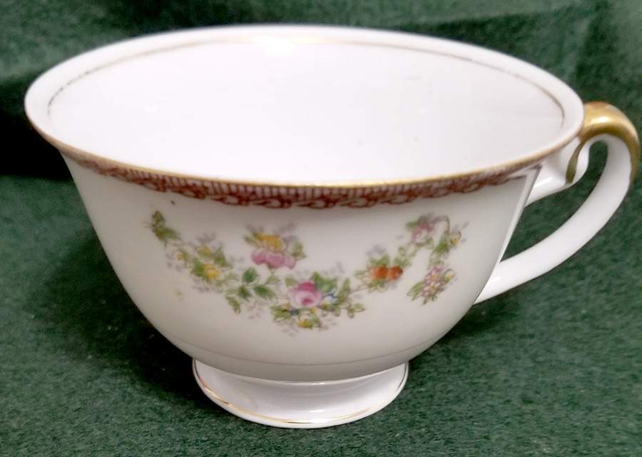 MEI1271 Footed Cup by Meito-1