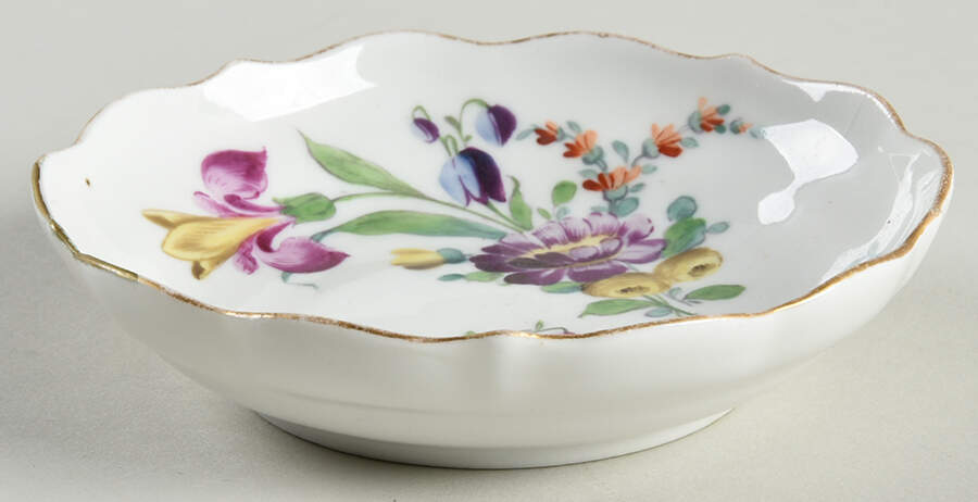 MSS242 Fruit/Dessert (Sauce) Bowl by Meissen (Germany)-1