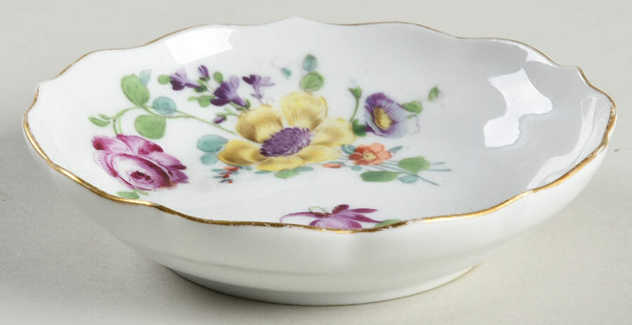 MSS242 Fruit/Dessert (Sauce) Bowl by Meissen (Germany)-1