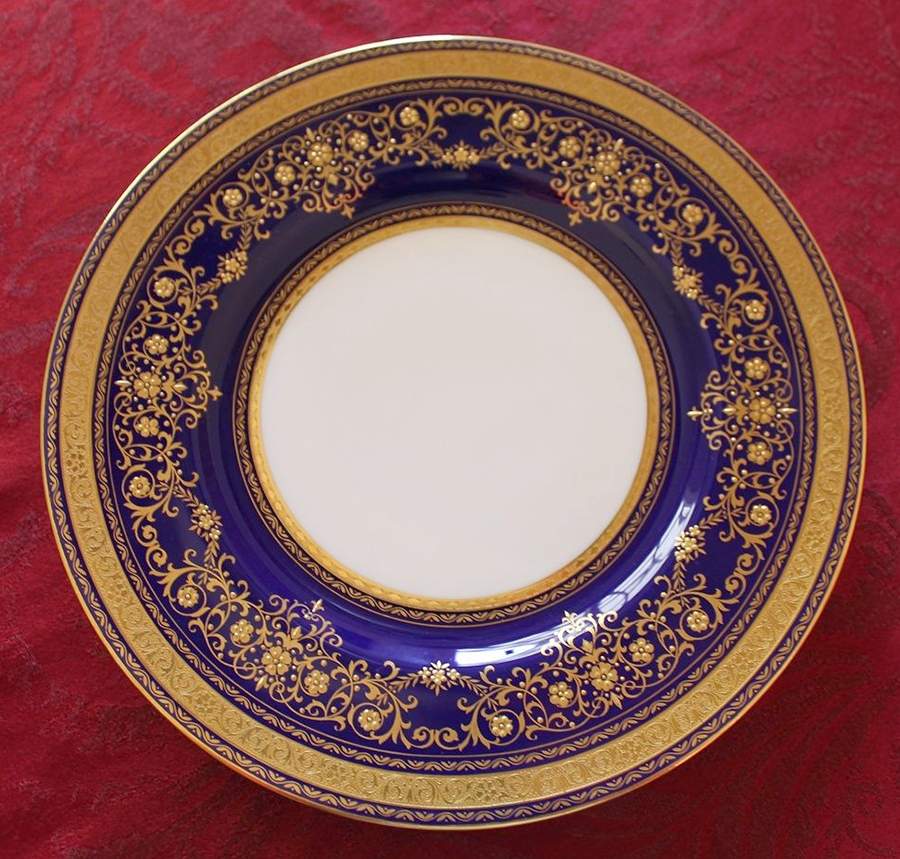 H4397 Dinner Plate by Minton-1