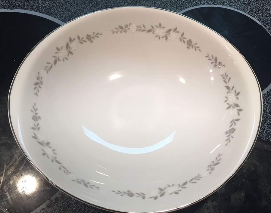 Engagement (Platinum Trim) 9" Round Vegetable Bowl by Meito-1