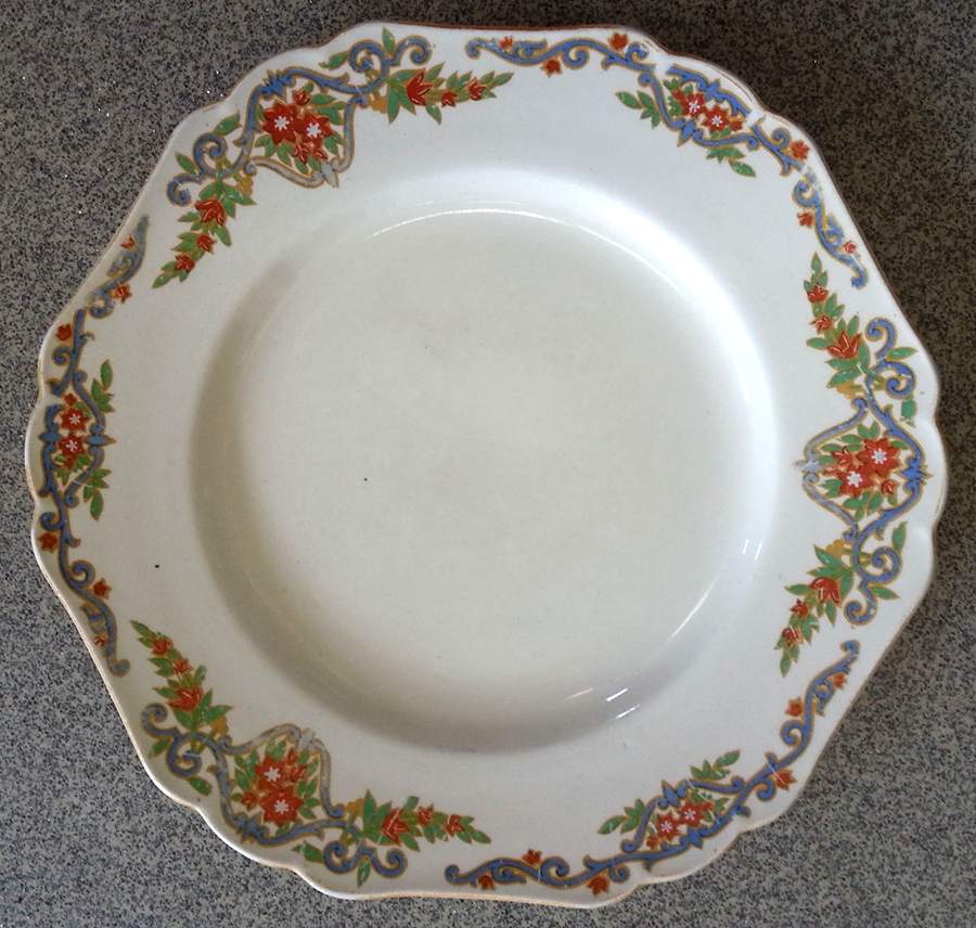 Lido Dinner Plate by John Maddock & Sons-1