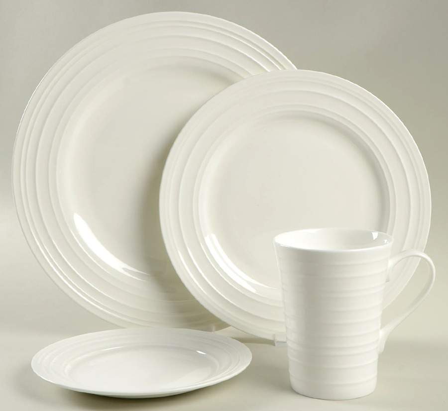 Swirl White (Bone) 4 Piece Place Setting by Mikasa-1