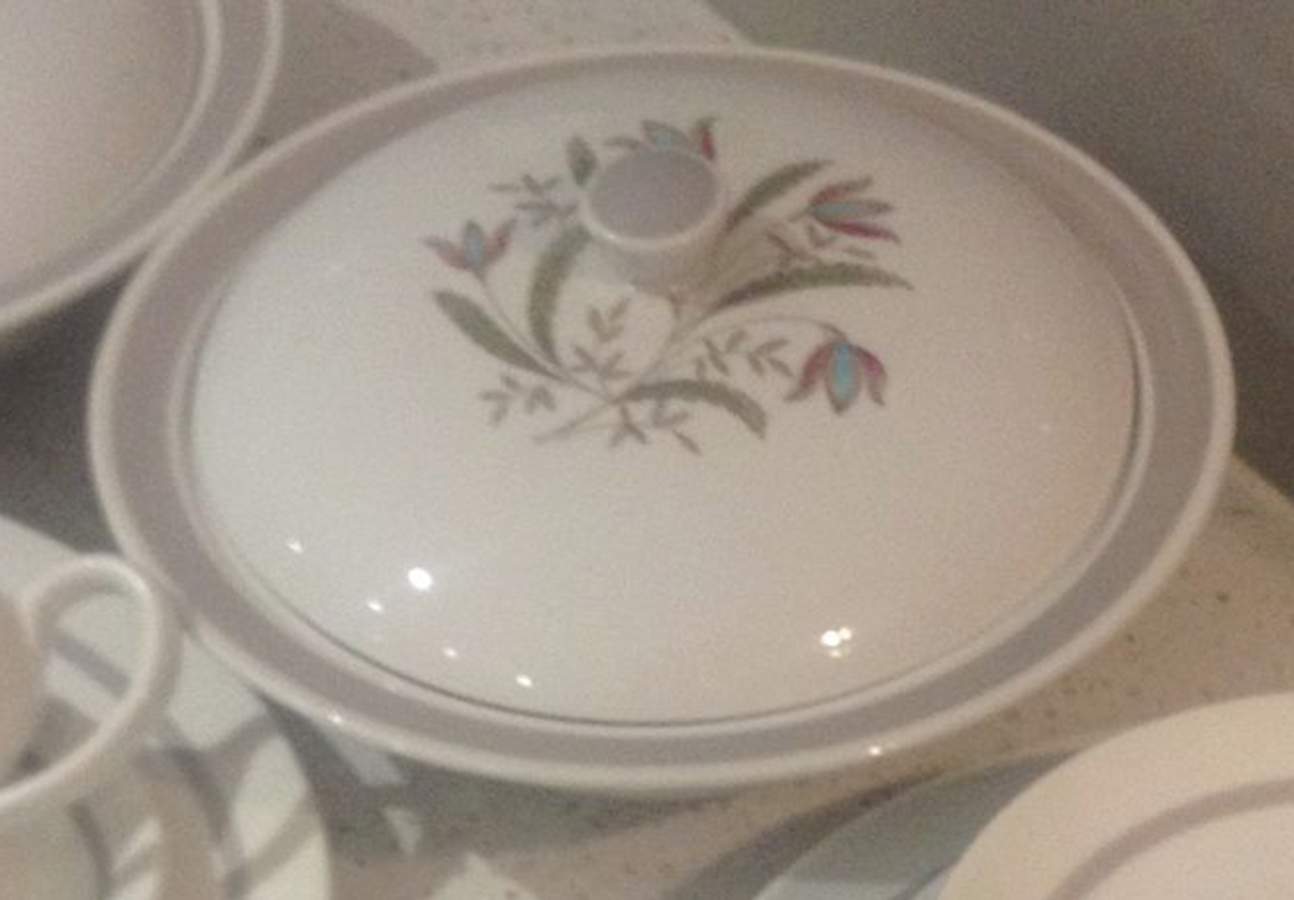 MAD288 Round Covered Vegetable by John Maddock & Sons-1