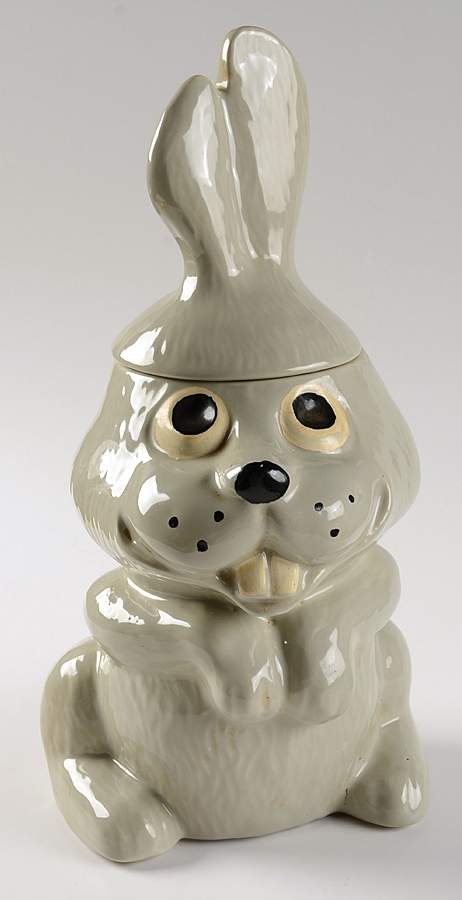 Hocus Rabbit Cookie Jar & Lid by Nelson McCoy-1