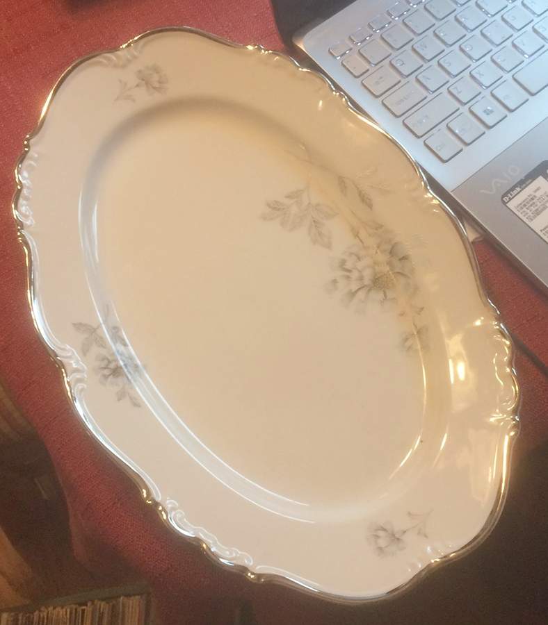22493 14" Oval Serving Platter by Meissmen-1
