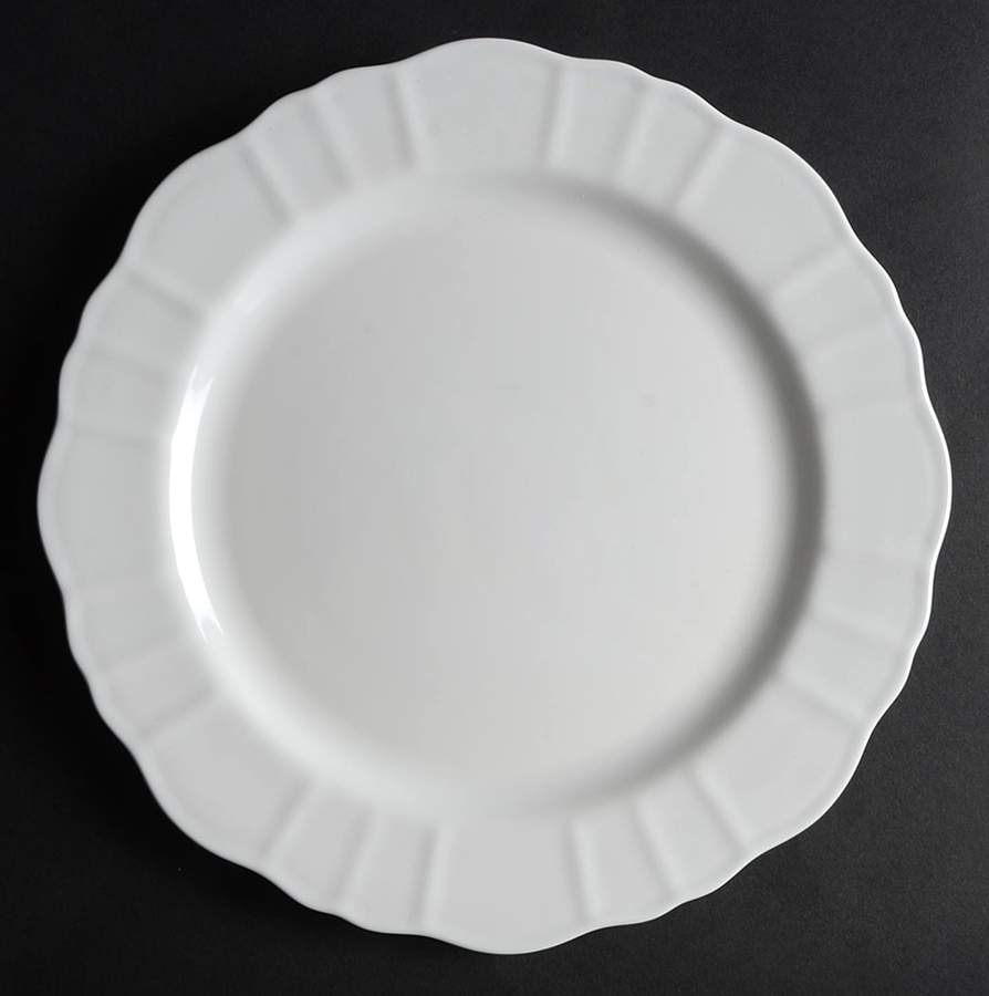 Romantica White Dinner Plate by Matceramica-1