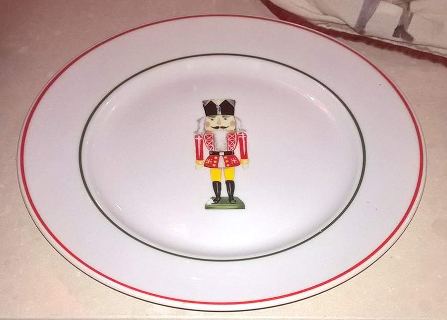 MCY43 Dinner Plate by Macy's (China)-1