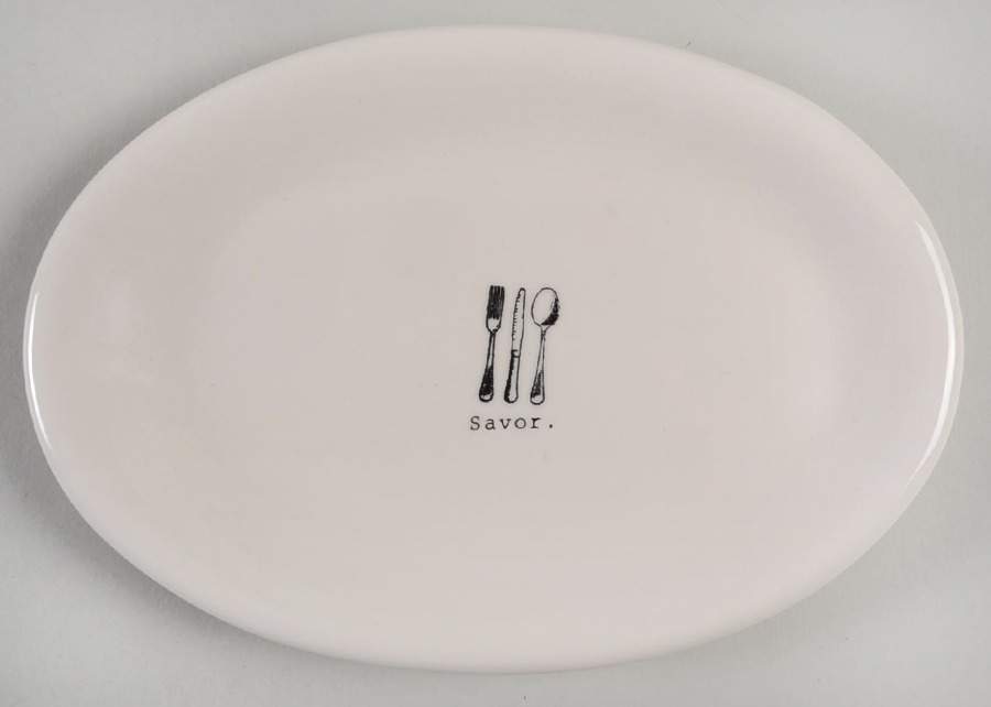 Kitchen Icon 8" Oval Plate by Magenta-1