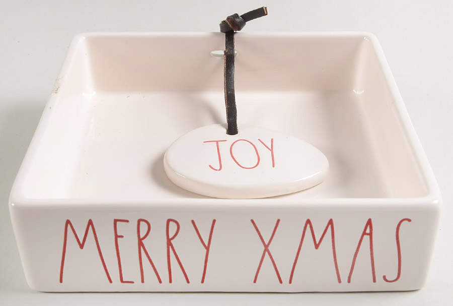 Farmhouse Napkin Holder W/Napkin Weight by Magenta-1