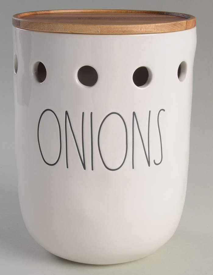 Farmhouse Onion/Shallot Keeper by Magenta-1
