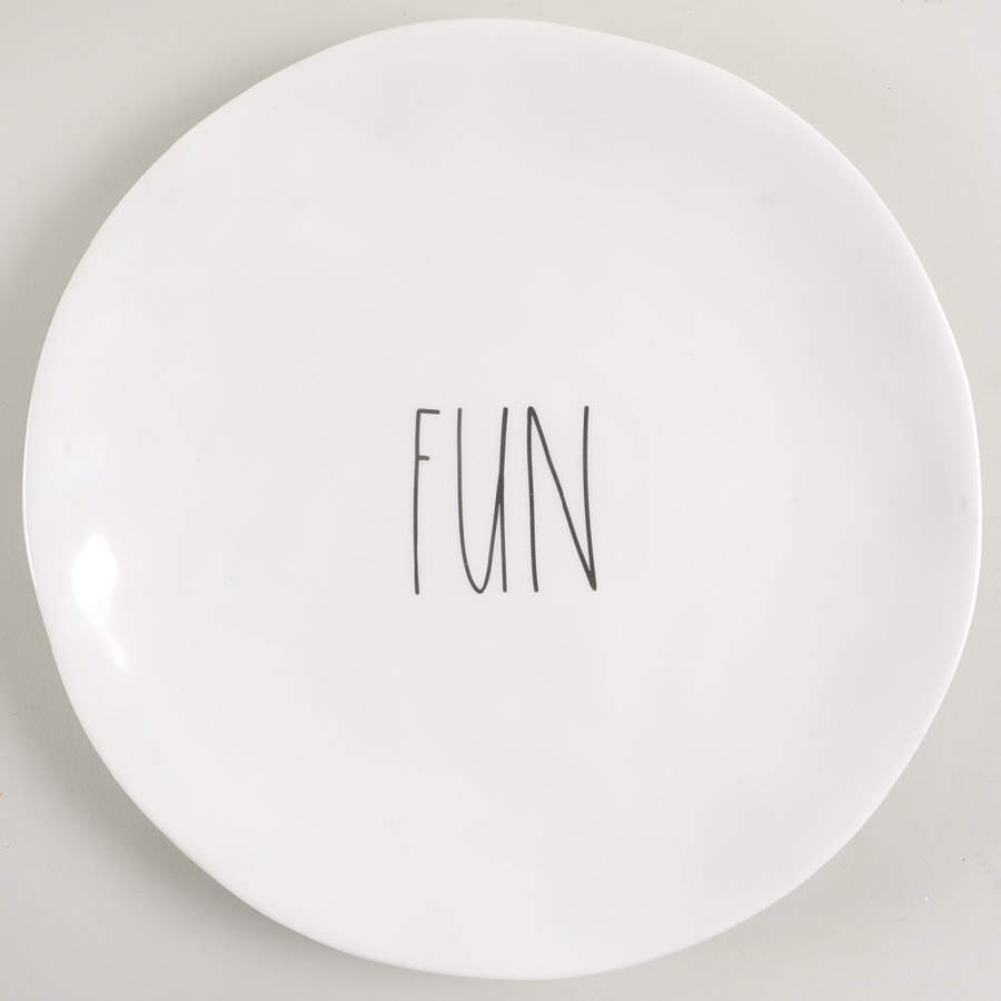 Farmhouse Melamine Dinner Plate by Magenta-1