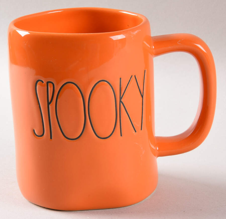 Farmhouse Mug by Magenta-1
