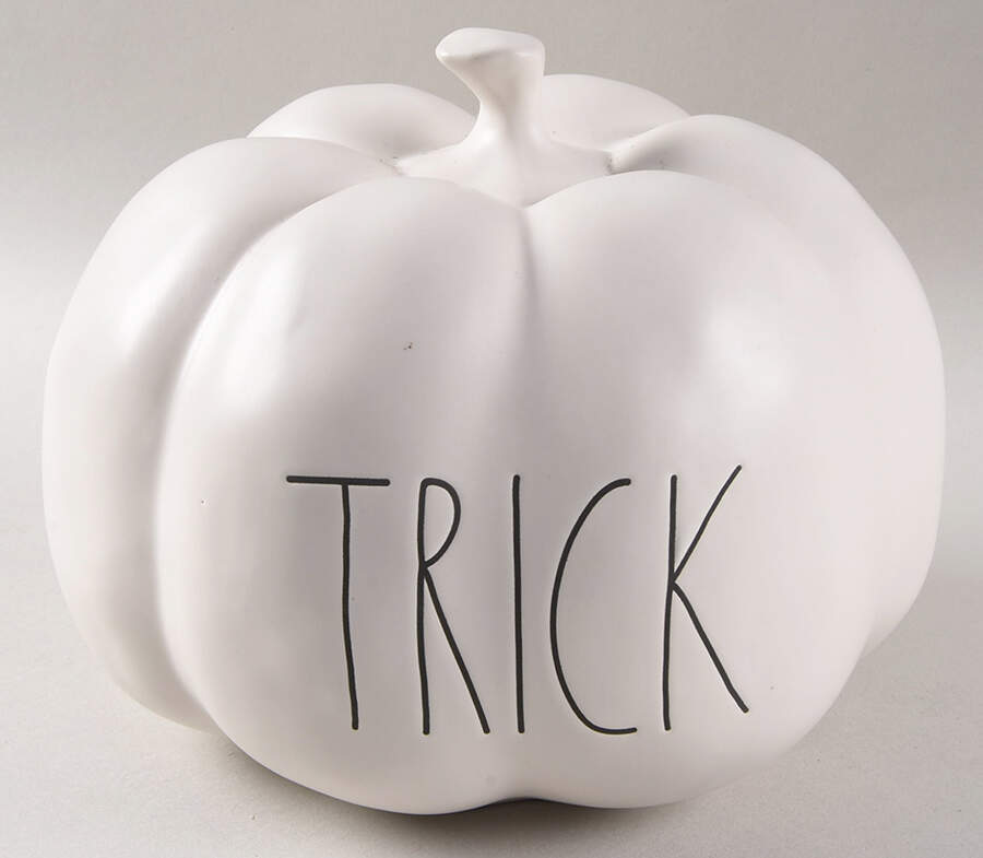Farmhouse Pumpkin Figurine by Magenta-1
