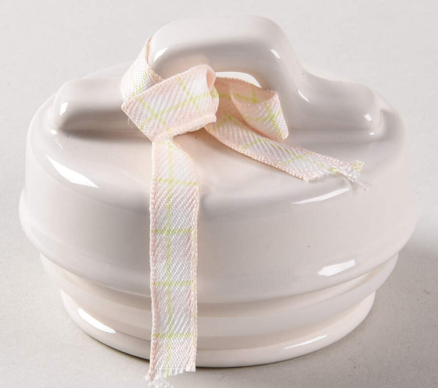 Farmhouse Lid for Medium Canister by Magenta-1
