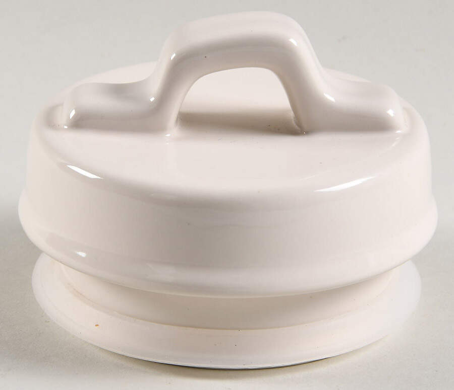 Farmhouse Lid for Medium Canister by Magenta-1