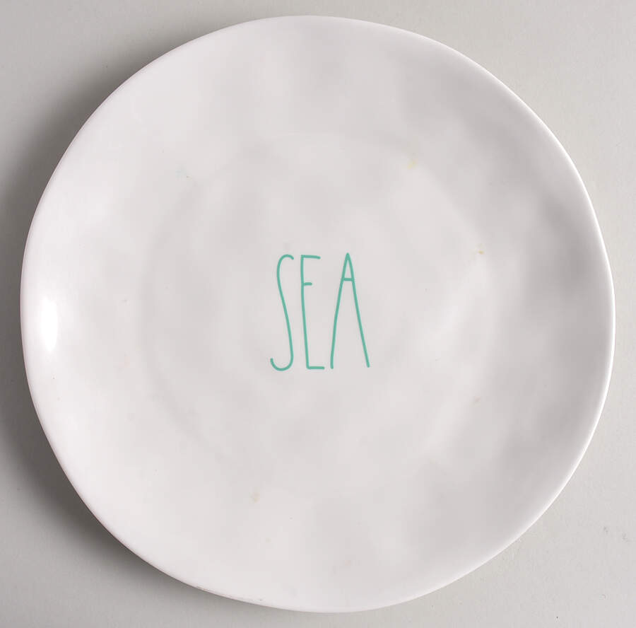 Farmhouse Melamine Dinner Plate by Magenta-1