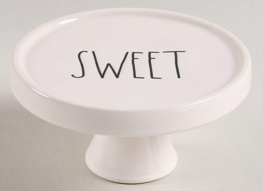 Farmhouse Cupcake Stand by Magenta-1