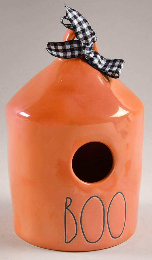 Farmhouse Birdhouse by Magenta-1