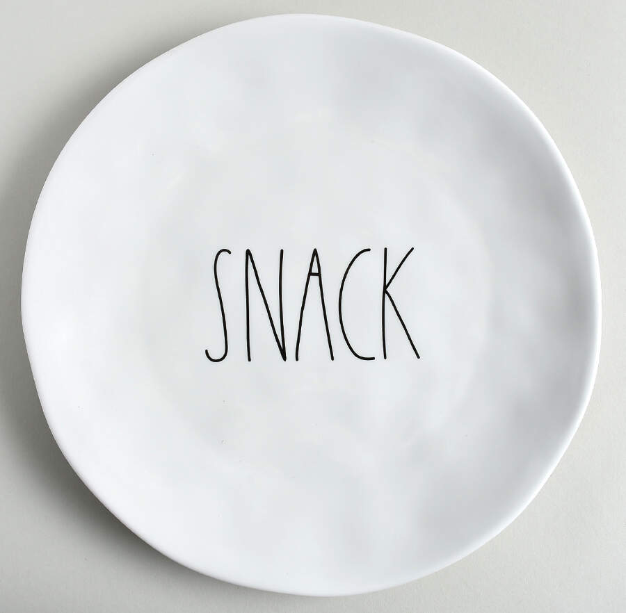 Farmhouse Melamine Dinner Plate by Magenta-1