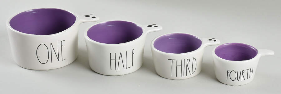 Farmhouse Measuring Cup Set (1 Cup,1/2 Cup,1/3 Cup,1/4 Cup) by Magenta-1