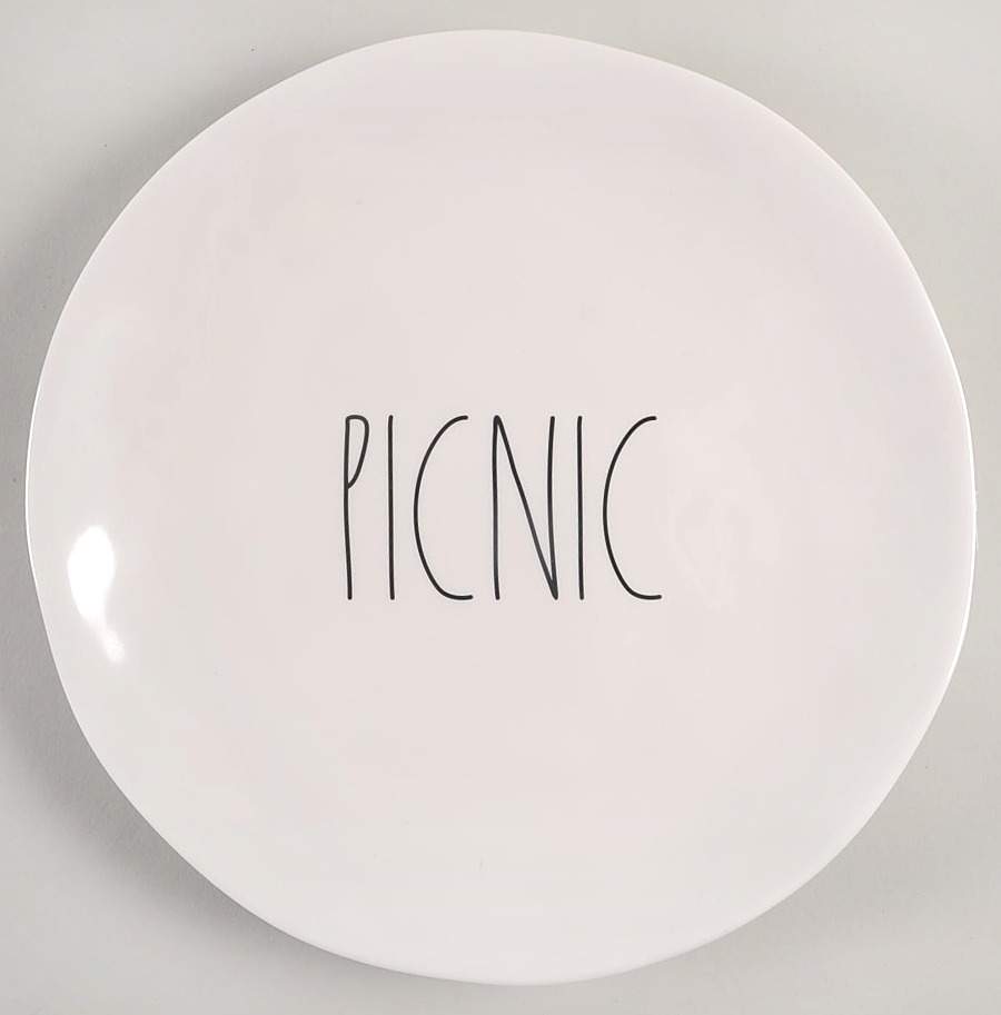 Farmhouse Melamine Dinner Plate by Magenta-1