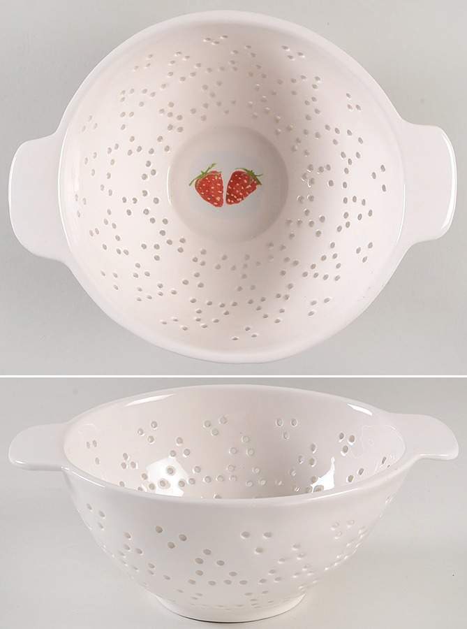Rae Dunn Kitchenware Ceramic Colander by Magenta-1