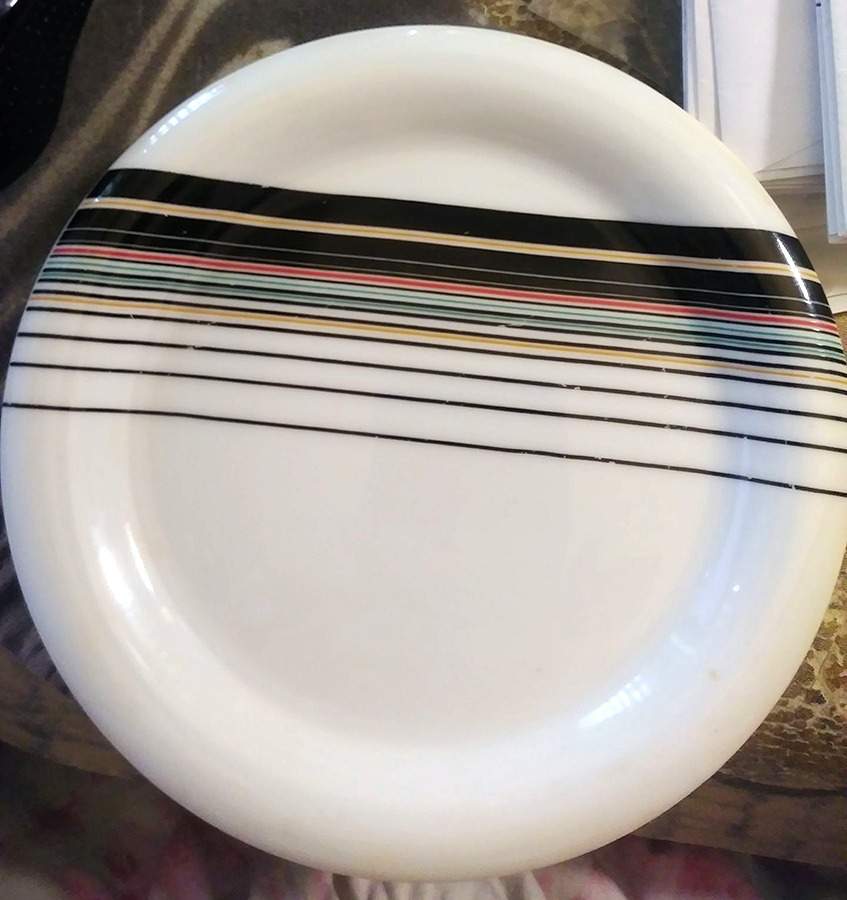 Pasadena Black Dinner Plate by MSC-1