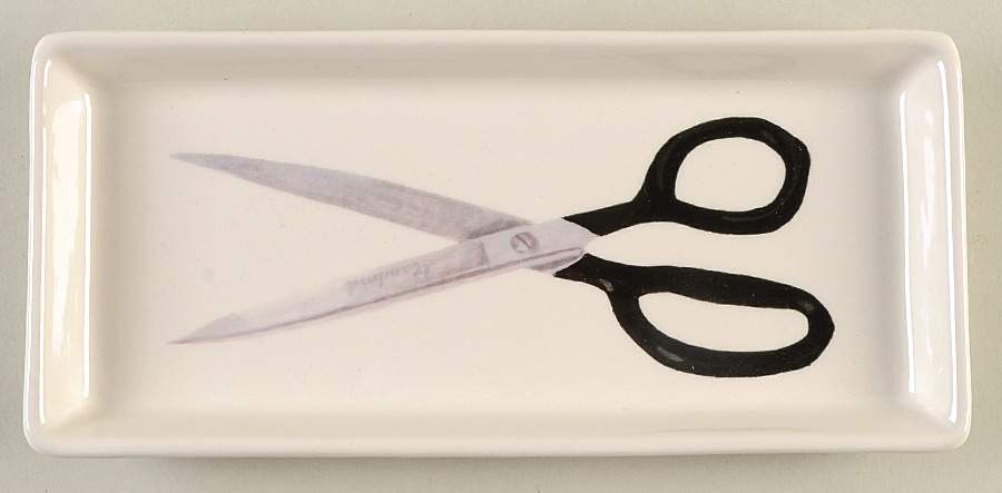 M2G23 8" Rectangular Tray by Magenta-1