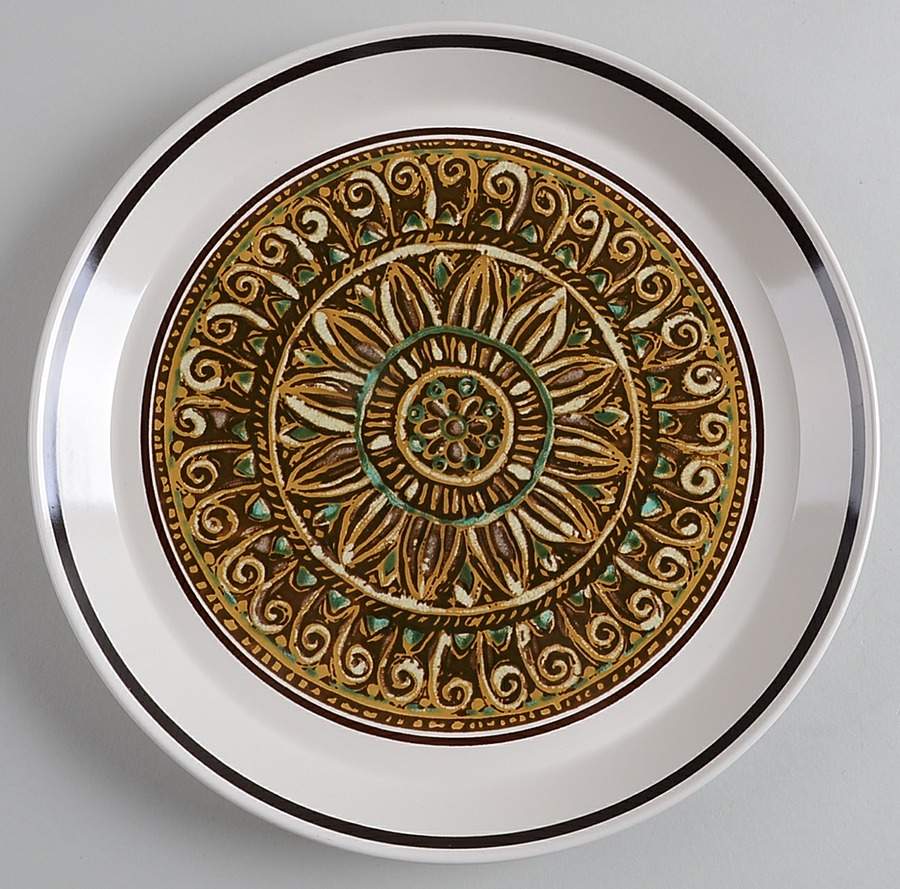 Alicante Dinner Plate by Mikasa-1