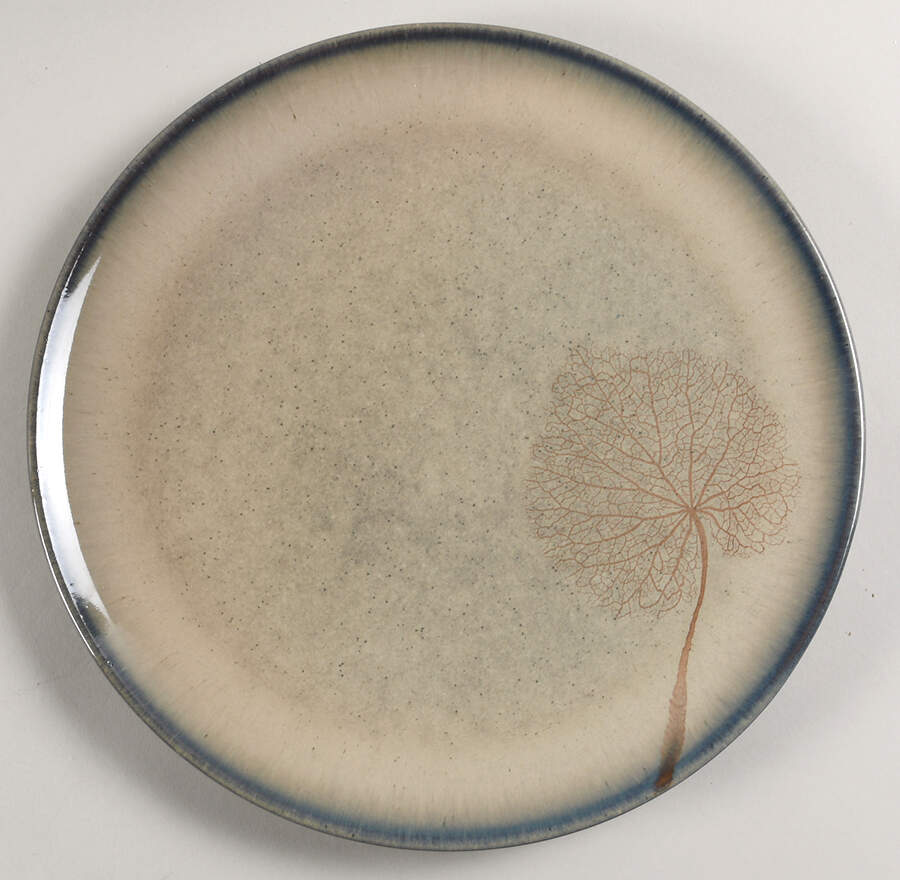 Leaf Agate (Tan) Dinner Plate by Mottahedeh-1