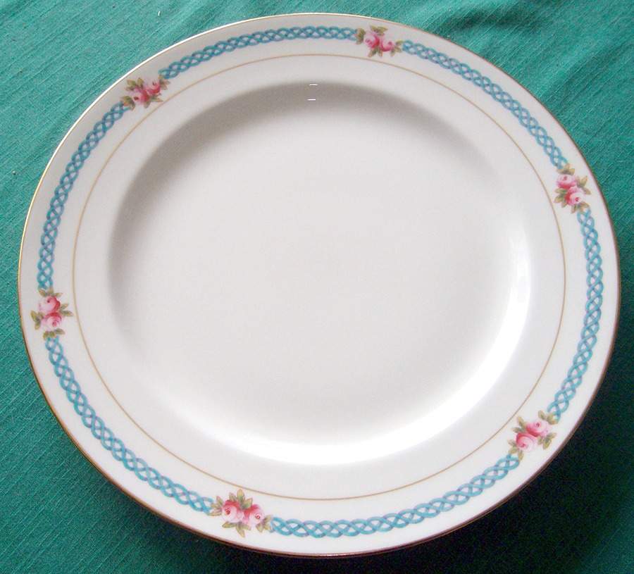 H2682 Dinner Plate by Minton-1