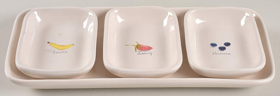 Blueberries and Strawberry (Set of 3 Motif) Rectangular Dish & 13" Tray by Magenta-1